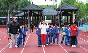 行为策略：解析“赌场积分制”如何通过建立虚假归属感降低玩家警惕。（赌场积分制的心理策略：用虚假归属感削弱玩家警惕）