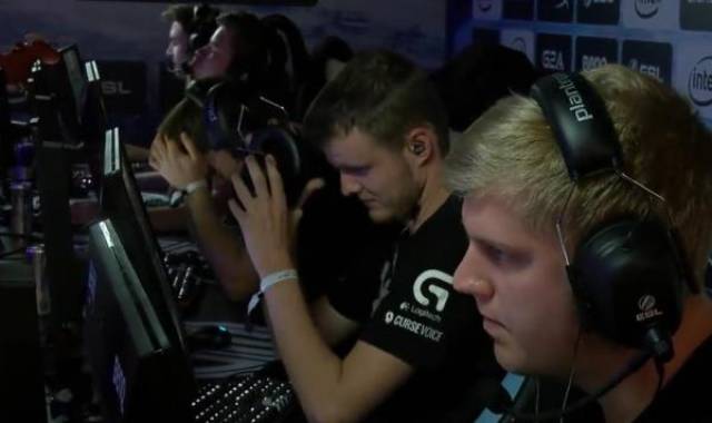 战术比拼 战术比拼