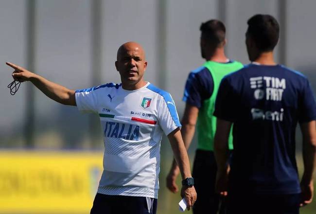 场上面临的 场上面临的