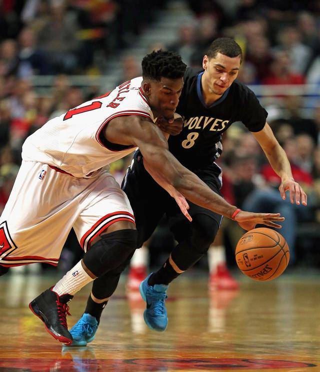 胜负未定的 胜负未定的